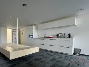 Pronájem kanceláře, Praha - Veleslavín, Na okraji, 68 m2