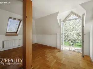 Prodej vily, Praha - Lipence, Na Bambouzku, 300 m2