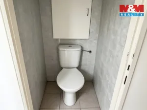 Prodej bytu 1+kk, Karviná - Hranice, Čsl. armády, 32 m2
