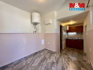 Pronájem komerční nemovitosti, Kladno - Kročehlavy, Kozinova, 22 m2