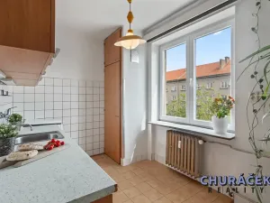 Prodej bytu 3+1, Praha - Vršovice, Gruzínská, 69 m2