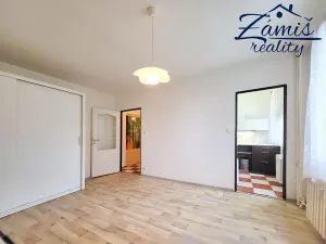 Pronájem bytu 1+kk, Kladno, Plzeňská, 27 m2