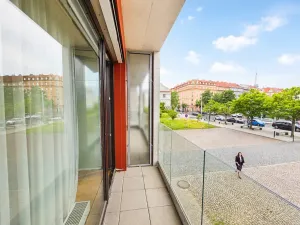 Pronájem bytu 1+kk, Praha - Vinohrady, Korunní, 48 m2