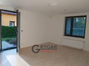 Pronájem bytu 1+kk, Běloky, 40 m2
