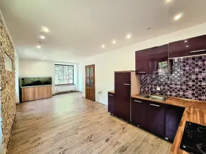 Prodej rodinného domu, Kryry, 500 m2