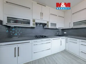 Pronájem bytu 2+1, Karlovy Vary - Bohatice, Ostrovská, 68 m2