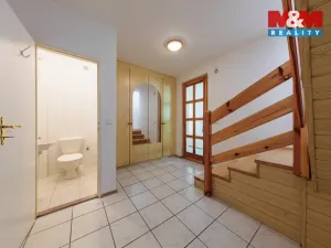 Prodej rodinného domu, Karlovy Vary - Hůrky, 250 m2