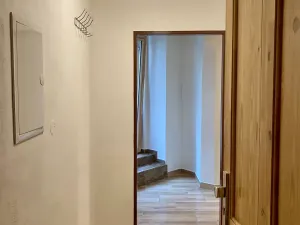 Pronájem bytu 1+1, Praha - Košíře, Vrchlického, 30 m2