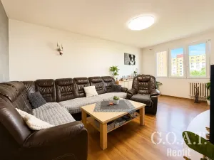 Prodej bytu 3+1, Plzeň, Strážnická, 72 m2