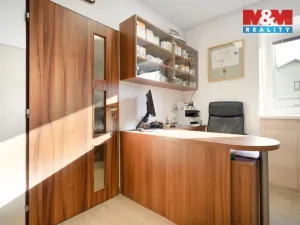 Prodej obchodního prostoru, Lázně Bohdaneč, Škroupova, 202 m2
