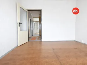 Prodej bytu 4+1, Ostrov, Lidická, 84 m2
