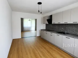 Pronájem bytu 3+kk, Písek, Novodvorská, 72 m2
