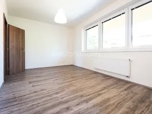 Pronájem bytu 2+kk, Ostrava, Sokolovská, 61 m2