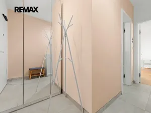 Pronájem bytu 2+kk, Praha - Jinonice, Vladimíra Kobranova, 56 m2