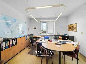 Pronájem komerční nemovitosti, Hladov, 3500 m2
