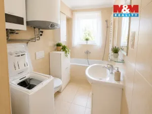 Pronájem bytu 2+1, Kladno, Petrohradská, 53 m2