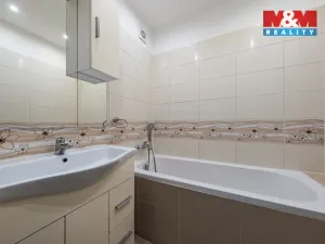 Prodej bytu 3+1, Jílové u Prahy, Holíkova, 74 m2
