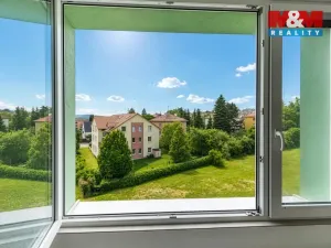 Prodej bytu 3+1, Jílové u Prahy, Holíkova, 74 m2