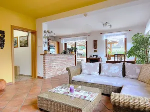 Prodej rodinného domu, Nový Vestec, U Tří Cest, 224 m2
