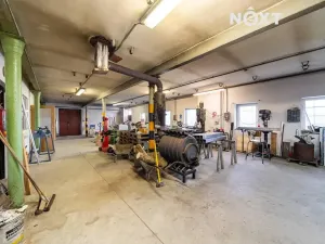 Pronájem výrobních prostor, Boršov nad Vltavou, 400 m2