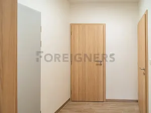 Pronájem bytu 2+1, Pardubice, Železničního pluku, 69 m2