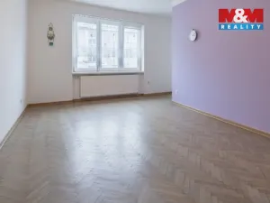 Pronájem bytu 3+1, Bukovany, 84 m2
