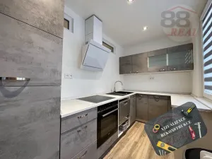Prodej bytu 2+1, Klášterec nad Ohří, Školní, 49 m2
