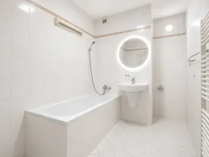 Prodej bytu 2+kk, Vestec, Ve Stromkách, 45 m2