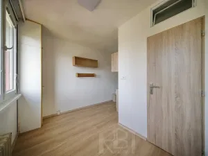 Prodej bytu 2+1, Jindřichův Hradec, sídliště Vajgar, 61 m2