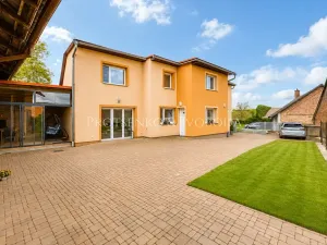 Prodej rodinného domu, Třebnouševes, 400 m2
