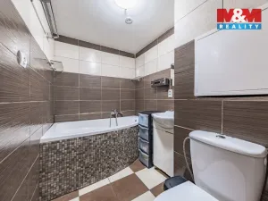Prodej bytu 3+1, Chomutov, Borová, 62 m2