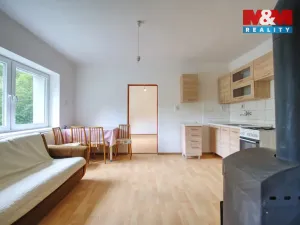 Prodej rodinného domu, Hutisko-Solanec - Solanec pod Soláněm, 180 m2