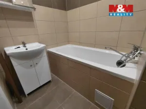 Pronájem bytu 2+1, Ústí nad Labem - Střekov, Kozinova, 52 m2