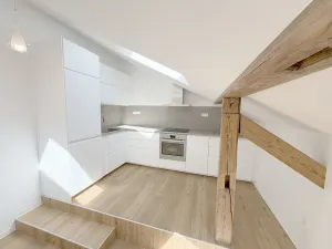 Pronájem bytu 4+kk, Praha, Vinohradská, 91 m2