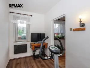 Prodej rodinného domu, Praha - Lipence, V roklích, 160 m2