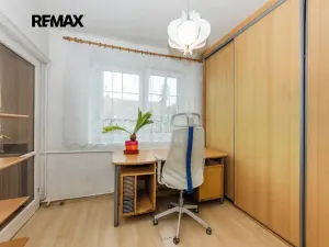 Prodej rodinného domu, Praha - Lipence, V roklích, 160 m2