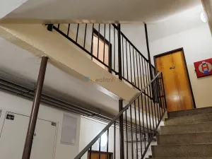 Pronájem bytu 1+1, Praha - Smíchov, Štorkánova, 33 m2