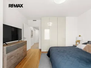 Pronájem bytu 2+kk, Praha - Strašnice, Ramonova, 58 m2