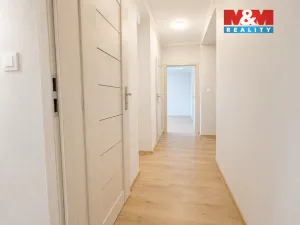 Prodej bytu 2+1, Ústí nad Labem - Bukov, Dukelských hrdinů, 52 m2
