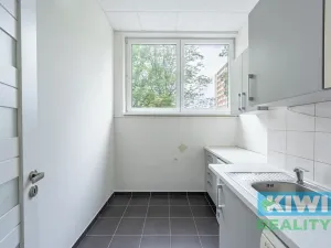 Pronájem obchodního prostoru, Ostrava, Výškovická, 81 m2