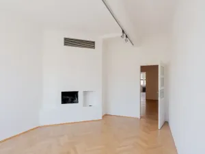 Pronájem bytu 4+kk, Praha - Holešovice, Veverkova, 111 m2