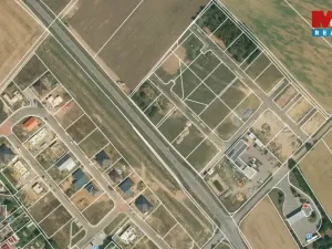 Prodej komerčního pozemku, Valeč, 730 m2