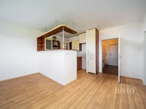 Prodej bytu 3+kk, Třeboň, U Francouzů, 78 m2