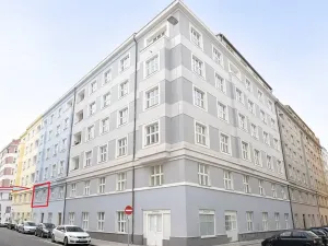 Prodej bytu 3+kk, Praha - Holešovice, Šternberkova, 100 m2