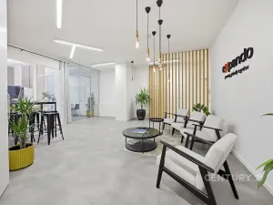 Pronájem kanceláře, Praha - Smíchov, Na Zatlance, 232 m2