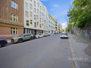 Pronájem kanceláře, Praha - Smíchov, Na Zatlance, 232 m2