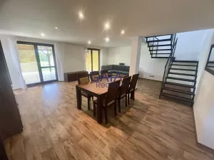 Pronájem rodinného domu, Vlkoš, 200 m2