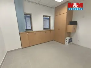 Pronájem obchodního prostoru, Ústí nad Labem - Ústí nad Labem-centrum, Hoření, 140 m2