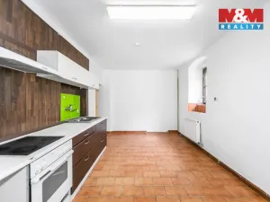 Prodej rodinného domu, Holýšov, náměstí 5. května, 230 m2
