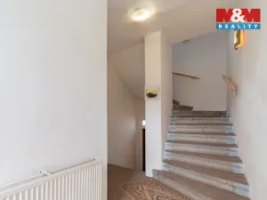 Prodej bytu 3+1, Vojtanov, Nádražní čtvrť, 83 m2